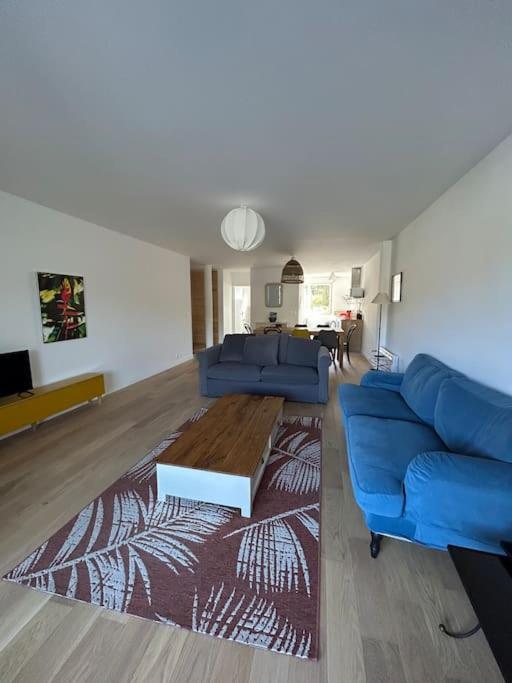Superbe Appartement Bord De Mer Сен-Мандріє-сюр-Мер Екстер'єр фото